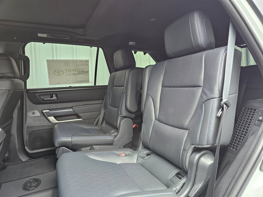 Used 2026 Toyota Sequoia Platinum w/ TRD Off-Road Package AWD/4WD image 9
