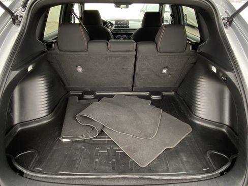 Used 2025 Honda HR-V Sport image 12