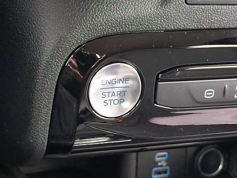 Certified 2023 Ford Escape SE image 30