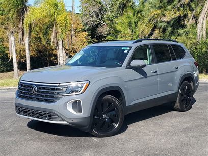 Certified 2025 Volkswagen Atlas SE