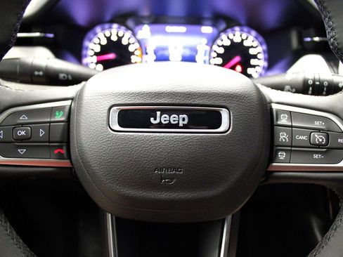 New 2026 Jeep Compass Limited image 12