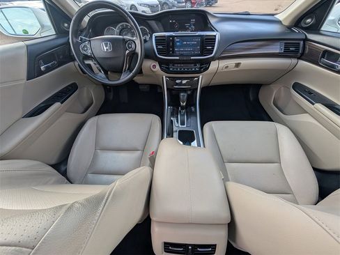 Used 2017 Honda Accord EX-L image 27
