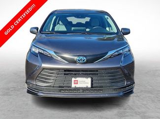 Certified 2024 Toyota Sienna LE video 2