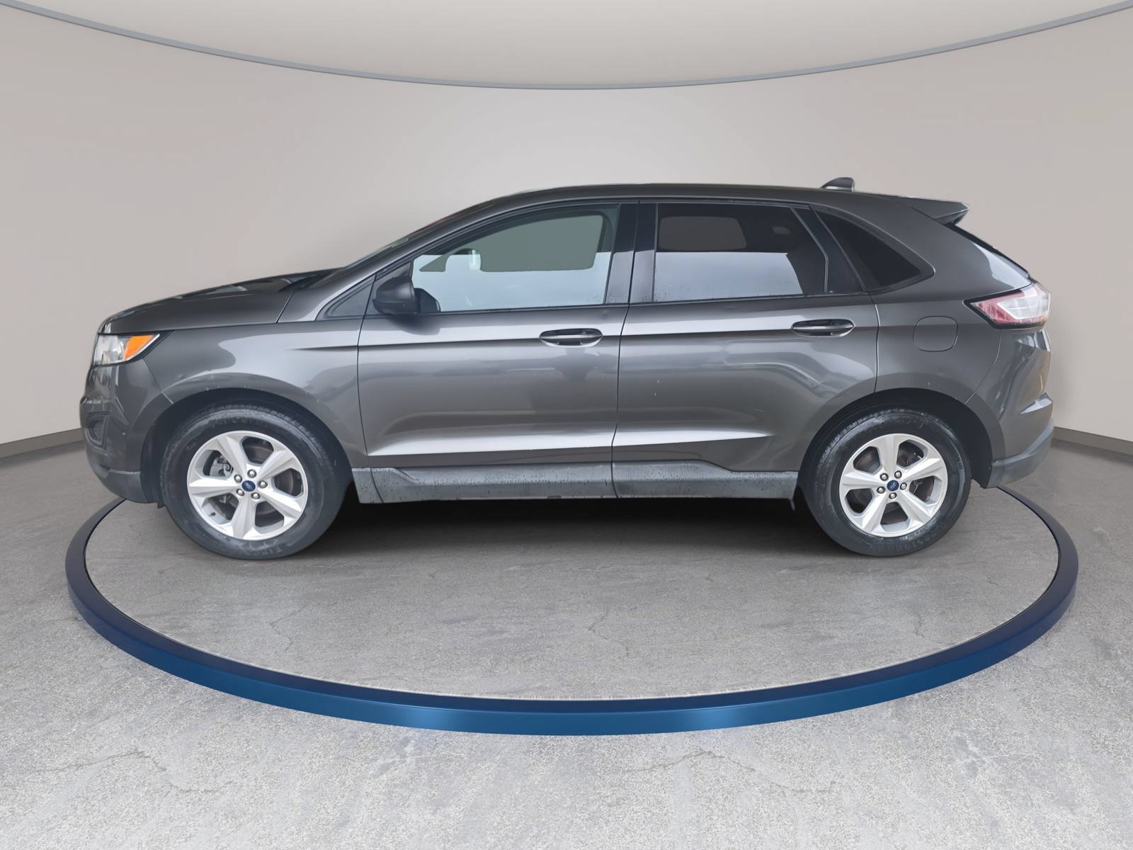 Used 2016 Ford Edge SE FWD image 8