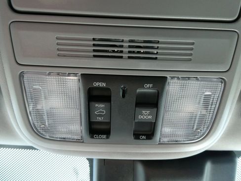 Used 2020 Honda Odyssey EX-L image 31