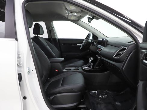 Used 2024 Kia Seltos SX AWD/4WD image 11