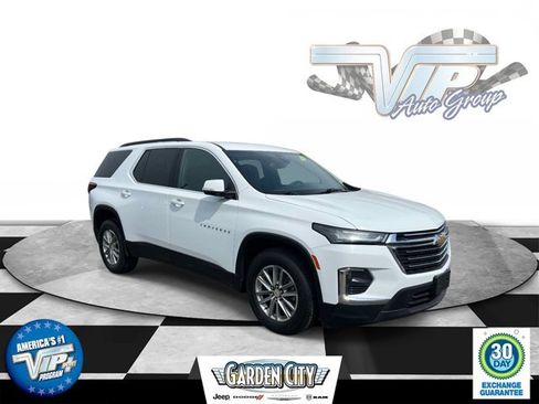 Used 2023 Chevrolet Traverse LT w/ LPO, Cargo Package AWD/4WD image 1
