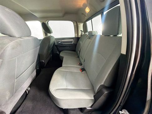 Used 2022 RAM 1500 Classic SLT w/ SLT Plus D￩cor Group image 21