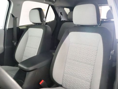 Used 2022 Chevrolet Equinox LS w/ LS Convenience Package FWD image 29