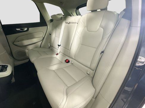New 2026 Volvo XC60 B5 Ultra w/ Protection Package Premier AWD/4WD image 26