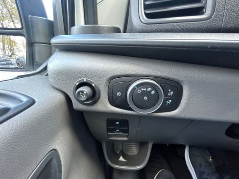 Used 2024 Ford Transit 250 Low Roof w/ Exterior Upgrade Package RWD image 24