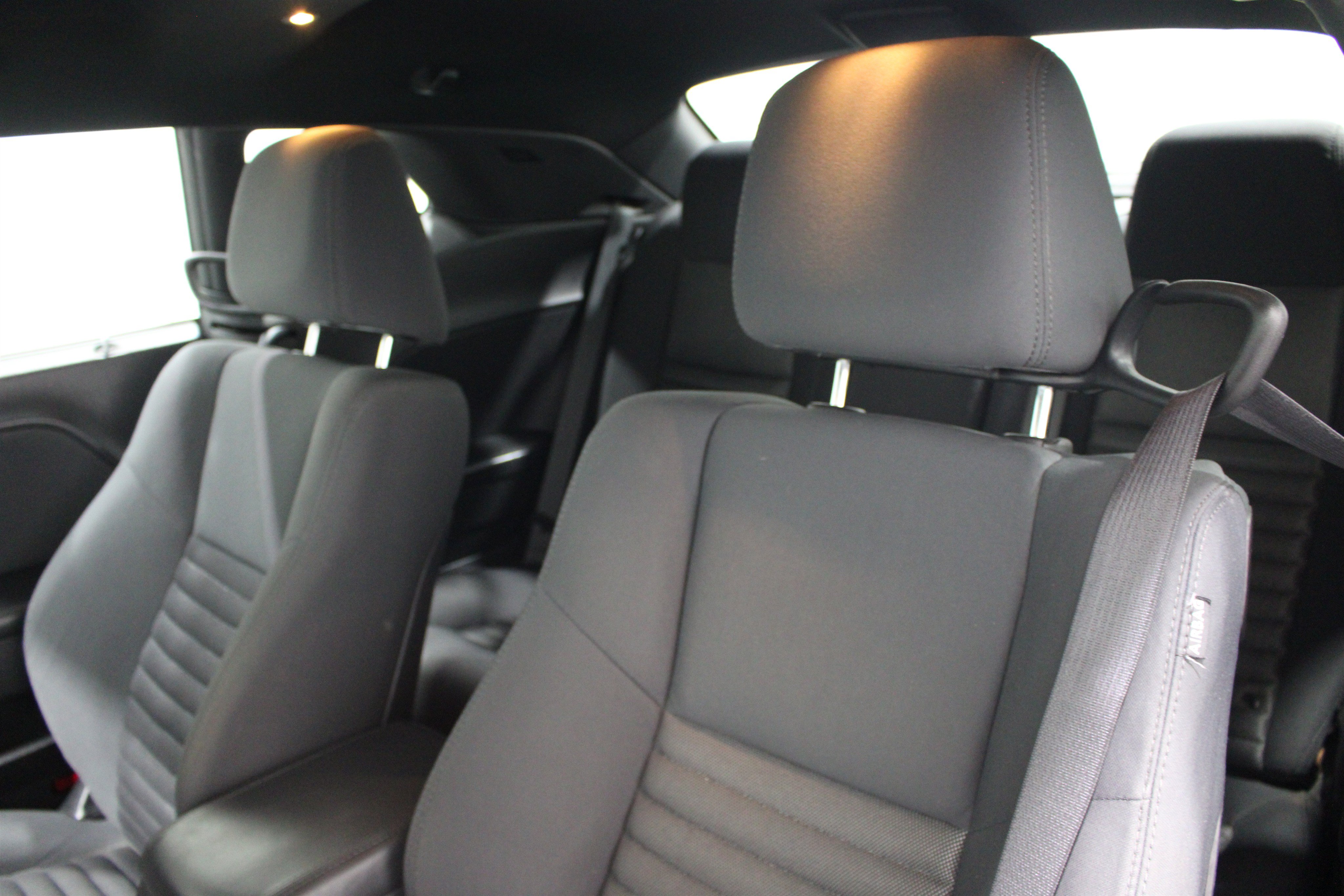 Used 2012 Dodge Challenger R/T RWD image 4