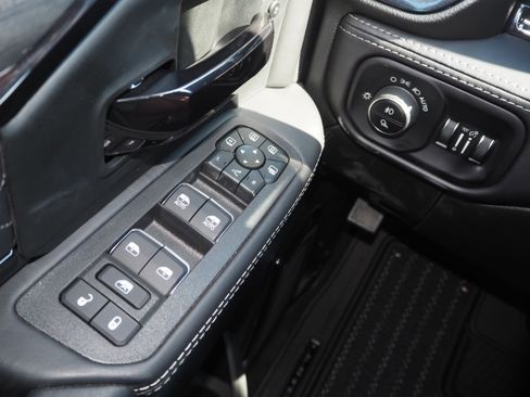 New 2026 RAM 3500 Limited image 31