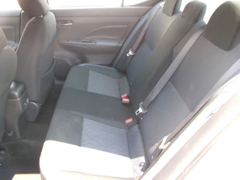 Used 2025 Nissan Versa SV FWD image 10