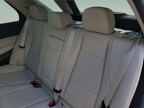 New 2026 Mercedes-Benz GLE 450 4MATIC image 14