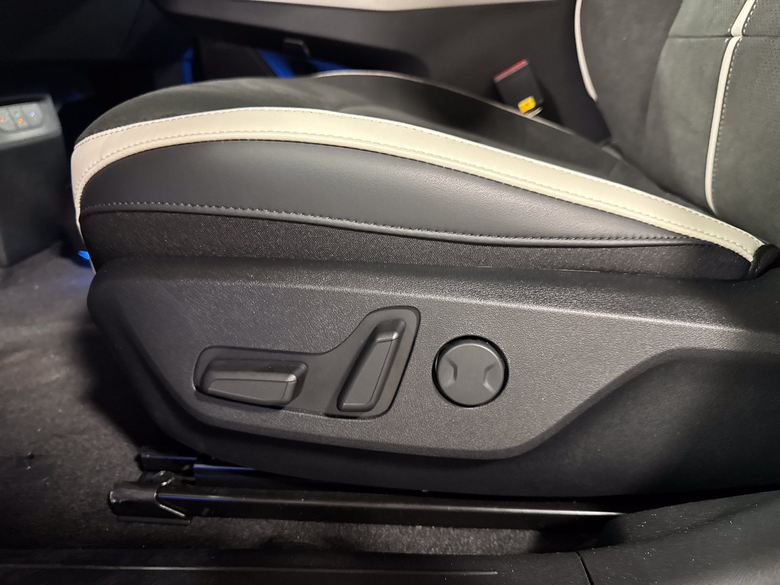 New 2026 Kia EV6 GT-Line AWD/4WD image 12
