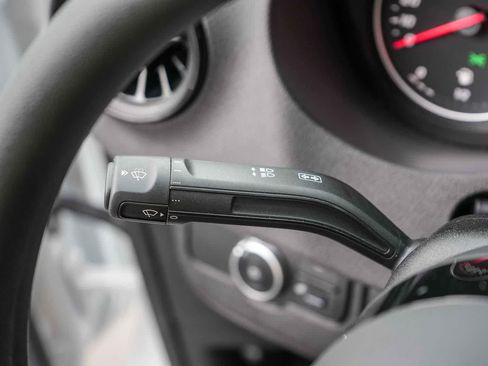 Used 2025 Mercedes-Benz Sprinter 2500 image 21