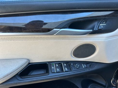 Used 2016 BMW X5 xDrive50i image 10