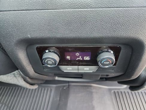 New 2026 Chevrolet Traverse Z71 w/ Driver Confidence Package image 10