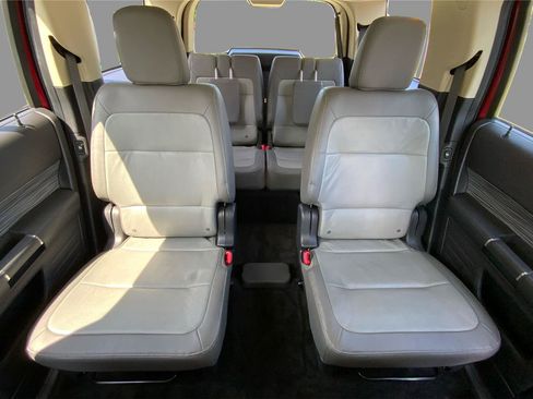 Used 2018 Ford Flex SEL w/ Equipment Group 202A AWD/4WD image 14