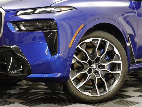 Certified 2025 BMW X7 M60i image 3