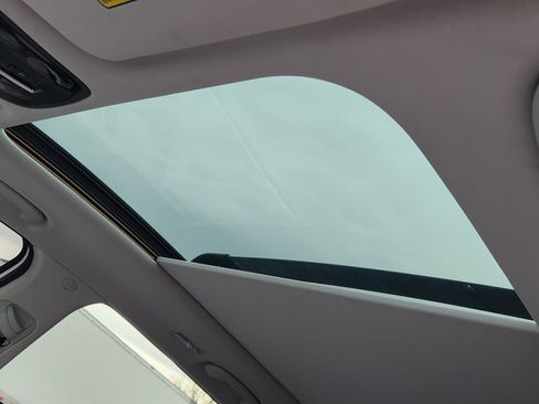 Used 2020 Kia Sorento SX image 27