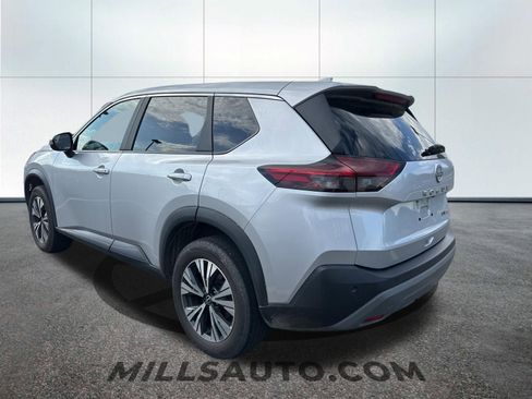 Used 2023 Nissan Rogue SV AWD/4WD image 3