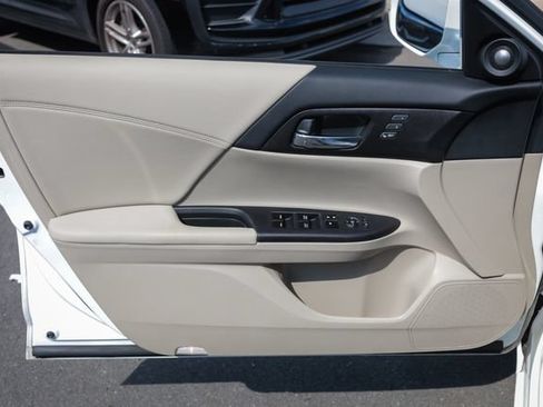 Used 2013 Honda Accord EX-L image 58