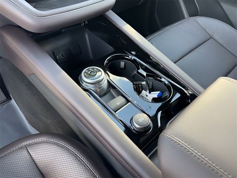 New 2026 Ford Explorer Platinum w/ LUX Leather Package image 19