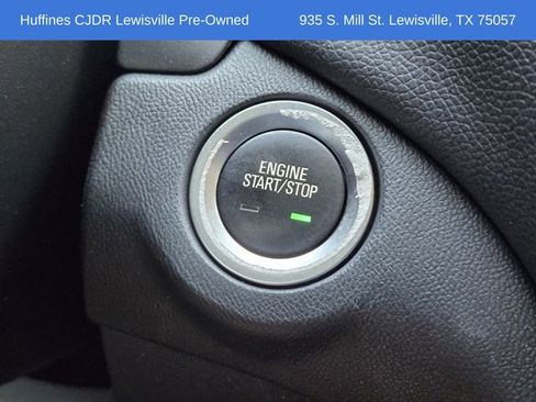 Used 2020 Chevrolet Equinox LT image 23
