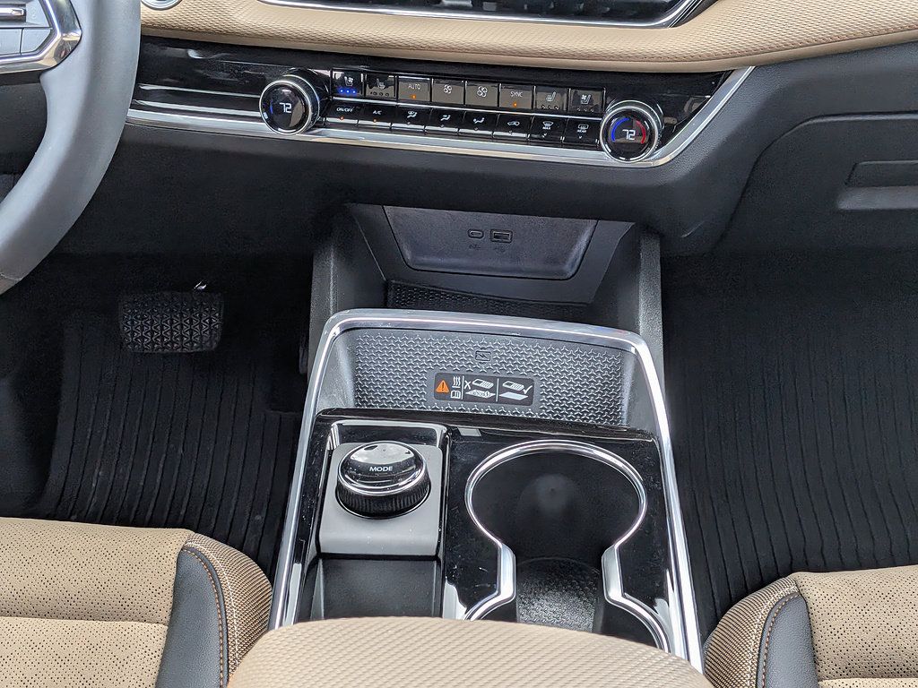Certified 2026 Chevrolet Equinox ACTIV w/ Convenience Package III FWD image 18