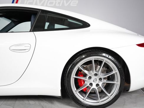 Used 2015 Porsche 911 Carrera S RWD image 8