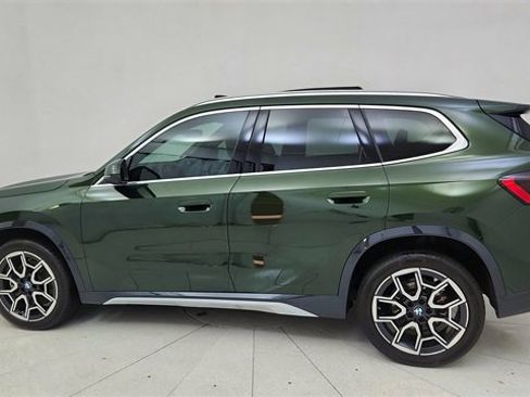 Used 2025 BMW X1 xDrive28i image 4