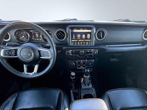 Used 2023 Jeep Wrangler Unlimited Sahara AWD/4WD image 16