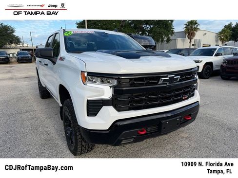 Used 2023 Chevrolet Silverado 1500 LT Trail Boss w/ Protection Package AWD/4WD image 1