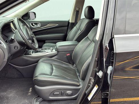 Used 2019 INFINITI QX60 Luxe w/ Essential Package image 13