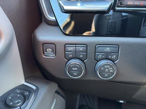 New 2026 Chevrolet Silverado 1500 LT Trail Boss w/ Convenience Package II image 15