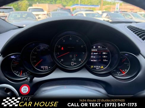 Used 2017 Porsche Cayenne AWD/4WD image 34