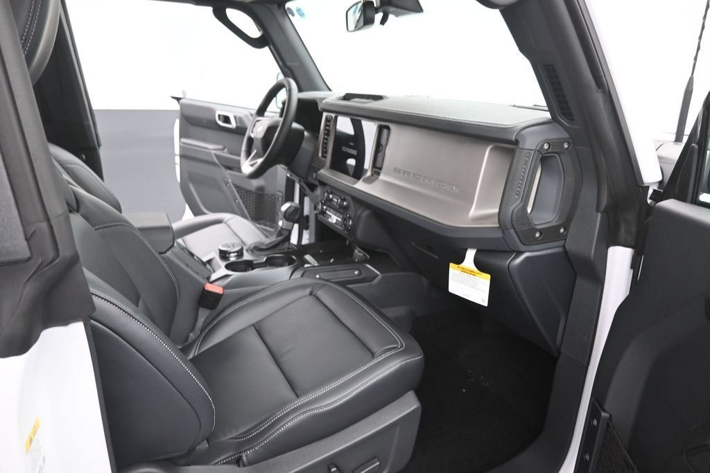 New 2026 Ford Bronco Outer Banks AWD/4WD image 27