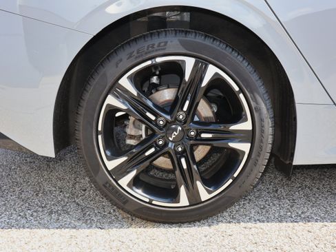 Used 2024 Kia K5 GT-Line image 29