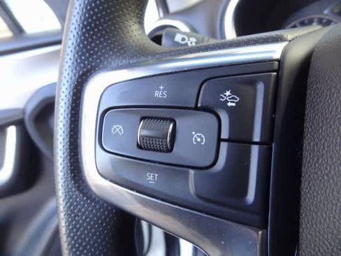 Used 2023 Chevrolet Blazer LT image 17