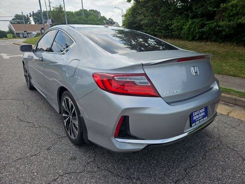 Used 2017 Honda Accord EX-L image 4