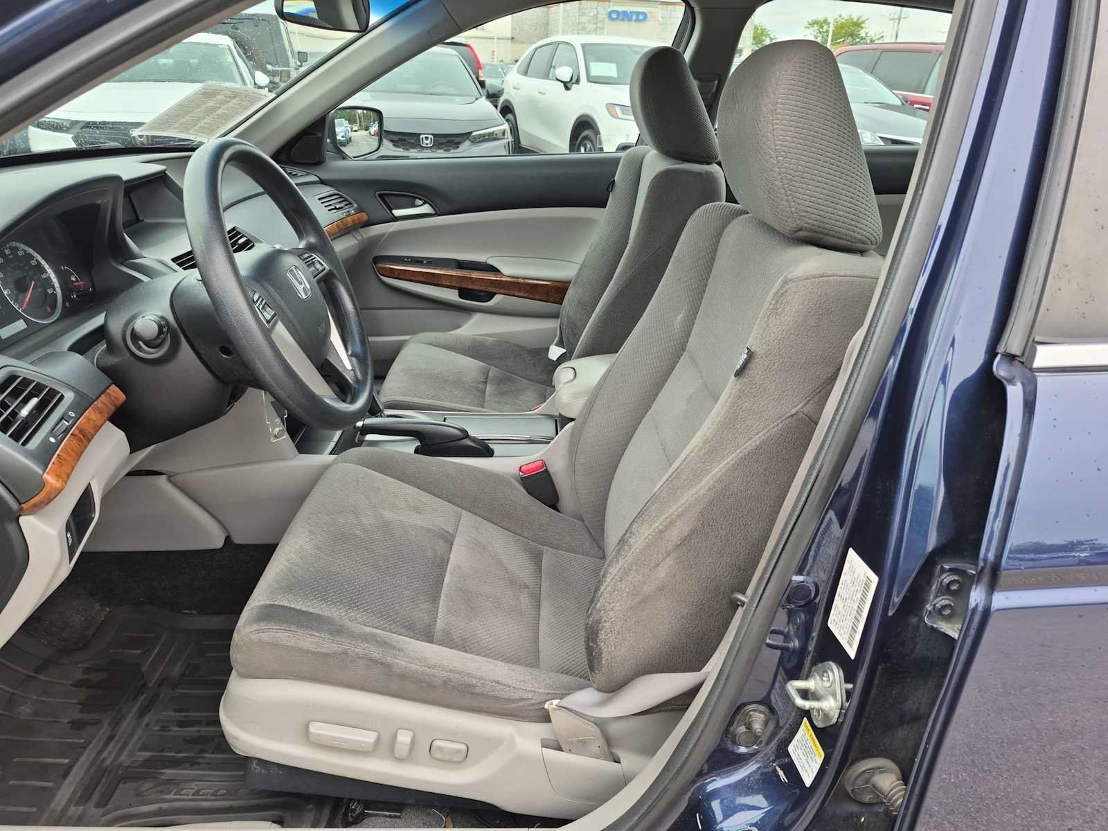 Used 2012 Honda Accord EX image 16