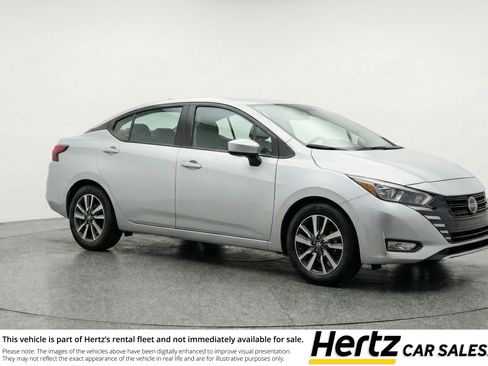 Used 2025 Nissan Versa SV FWD image 1