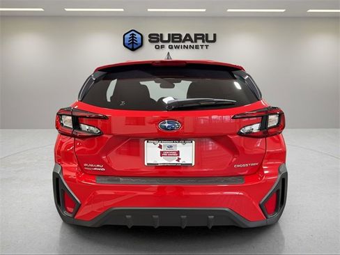 Used 2024 Subaru Crosstrek 2.0i image 4