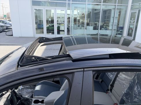 New 2026 Volkswagen Jetta SE image 8