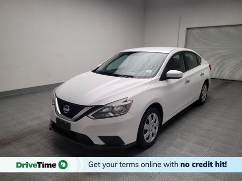 Used 2019 Nissan Sentra S FWD image 1