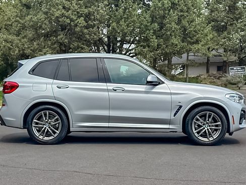 Used 2019 BMW X3 xDrive30i w/ M Sport Package 2 AWD/4WD image 3