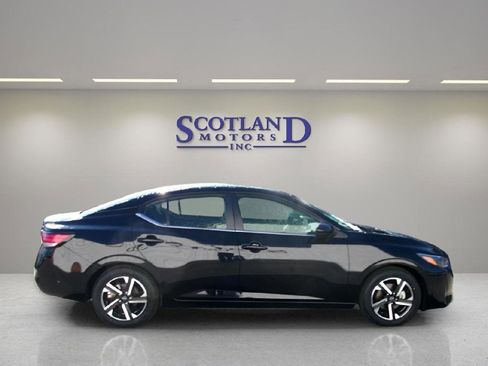 Used 2024 Nissan Sentra SV image 5