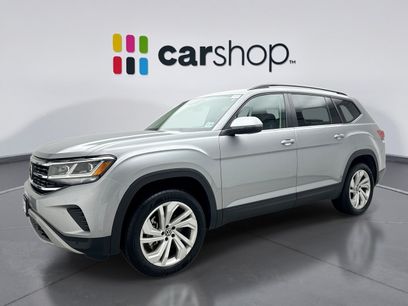 Used 2023 Volkswagen Atlas SE w/ Panoramic Sunroof Package